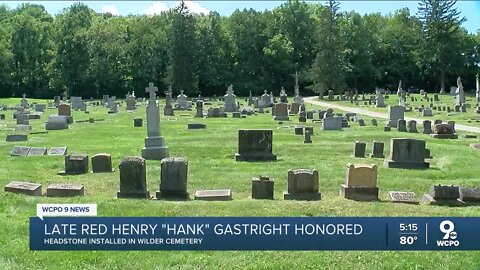 MLB player buried in unmarked grave honored with new headstone