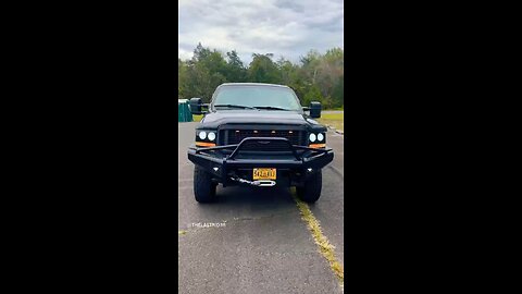 2002 Ford Excursion 7.3L Diesel | Walk-around | 200K Miles