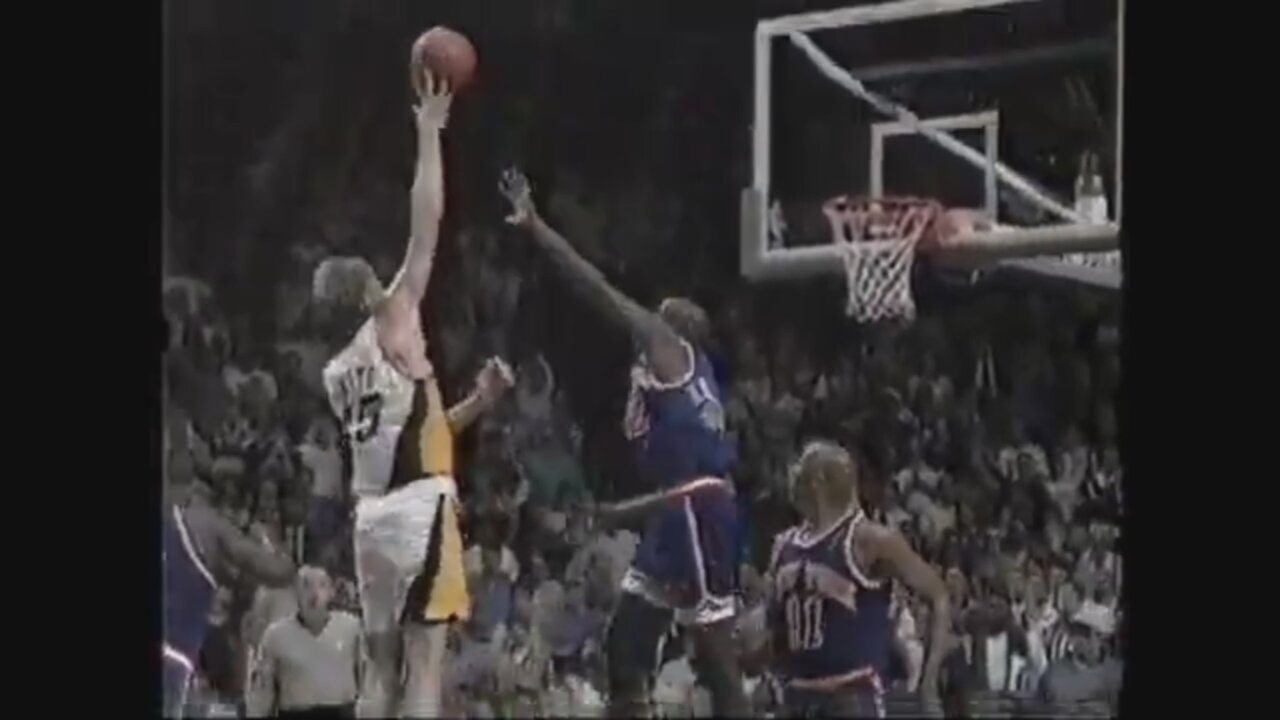 Rik Smits 21 Points Vs. Knicks, 1995 Playoffs Game 3.