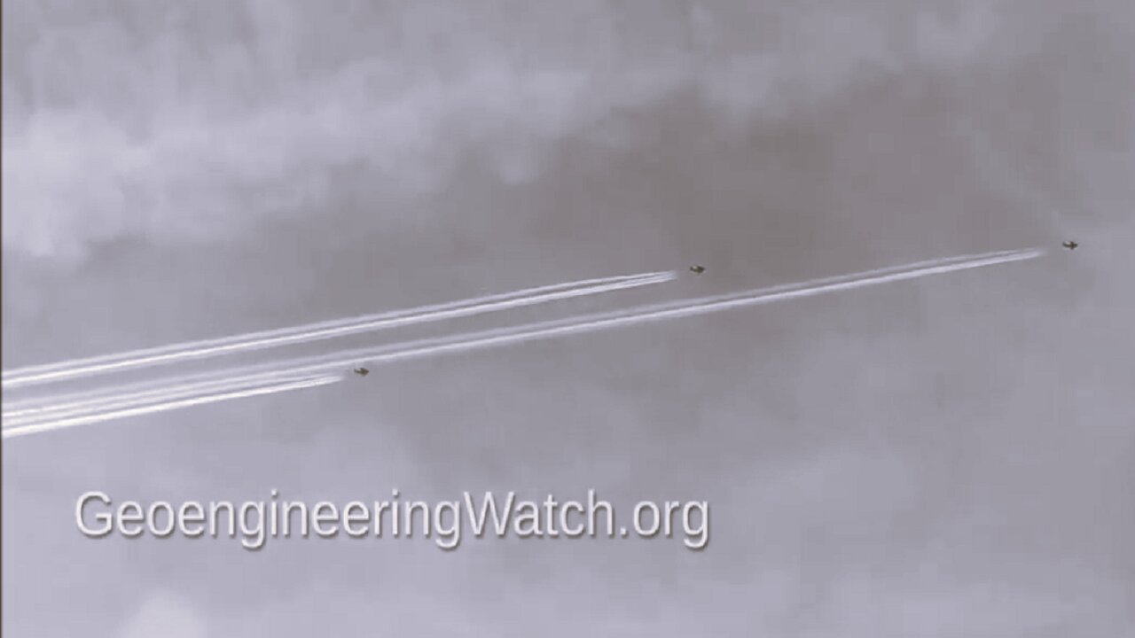 Chemtrails - Smugi chemiczne #330