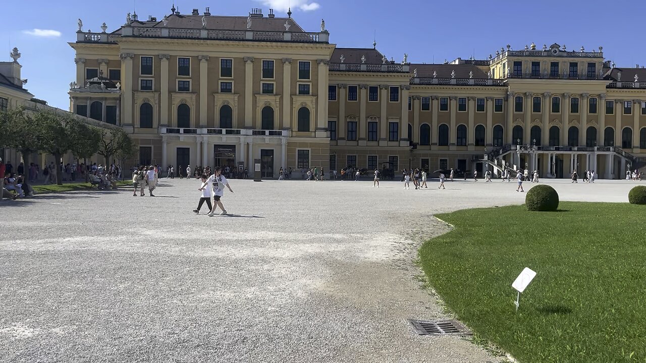 Schonbrunn Palace Vienna Austria Summer The Habsburg Dynasty