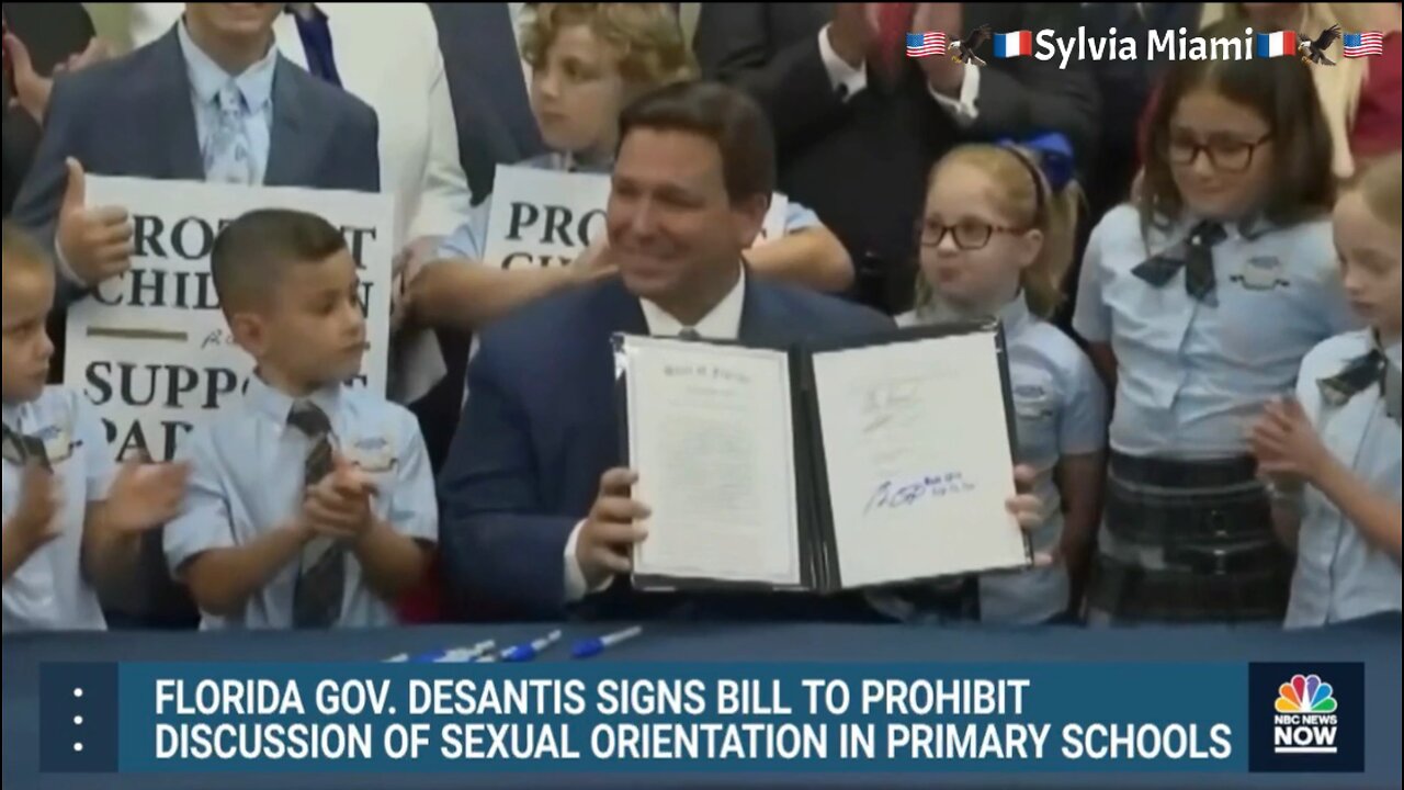 Ron de Santis protège les enfants de l'endoctrinement en Floride