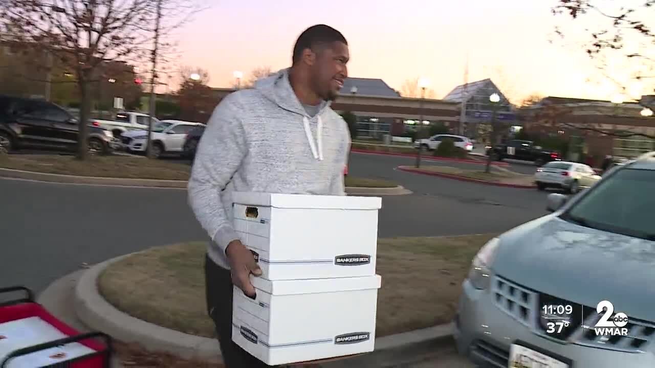 Ravens' Calais Campbell providing Thanksgiving food bags ahead of holiday