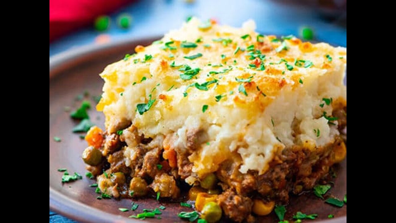 SHEPHERD'S PIE- THE ULTIMATE COMFORT FOOD YOU NEED TO TRY cc by Smokin' & Grillin with AB 🥧🥧