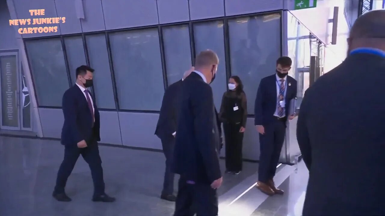 Biden's successful walk to the press conference.