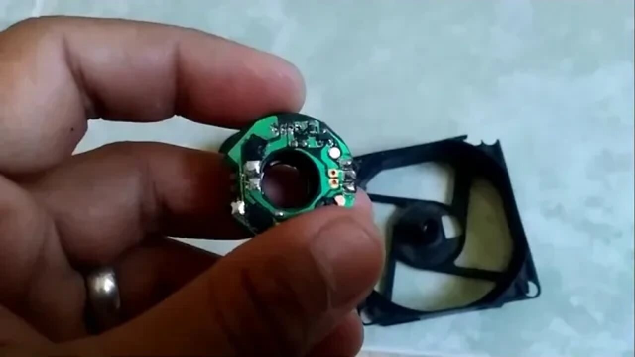 PC Fan to Wind Turbine in Detail - How to Turn an Old PC Fan into a small wind turbine step by step