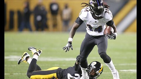 Alex Collins, former Seahawks and Ravens running back, killed in motorcycle crash at age 28