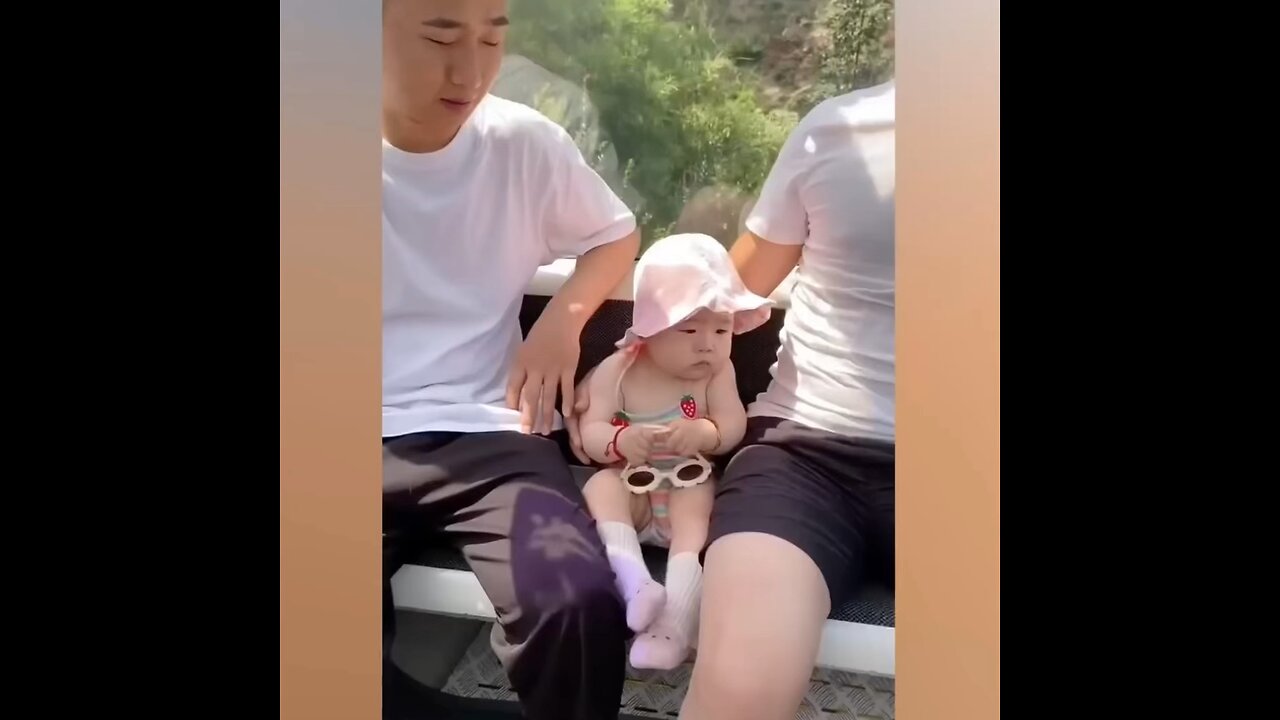 🧐 Why this baby looks confused 🤣 funny videos