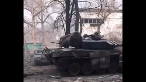 Russian Tanks Patrol! Russia Ukraine War!