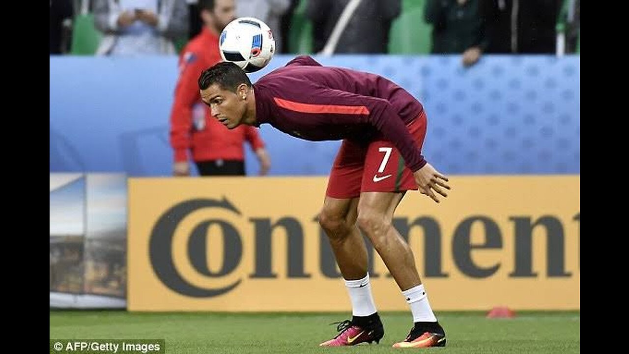 Wishing I was Ronaldo:/