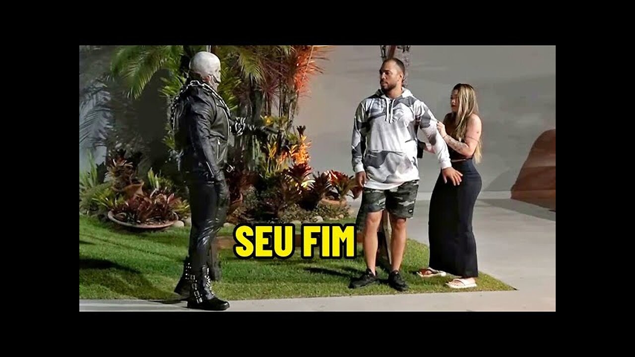 Motoqueiro Fantasma Viu ela com ele e... Ghost Rider Prank