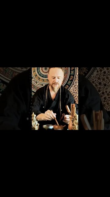 Teatime 🫖 with Paul White Gold Eagle - Puerh black tea "cha dao" 🍵