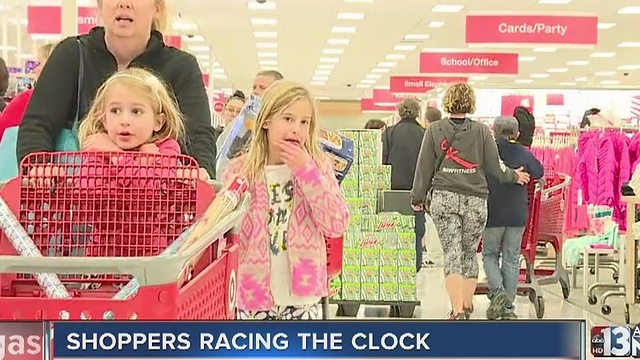 Last-minute shoppers could score deals