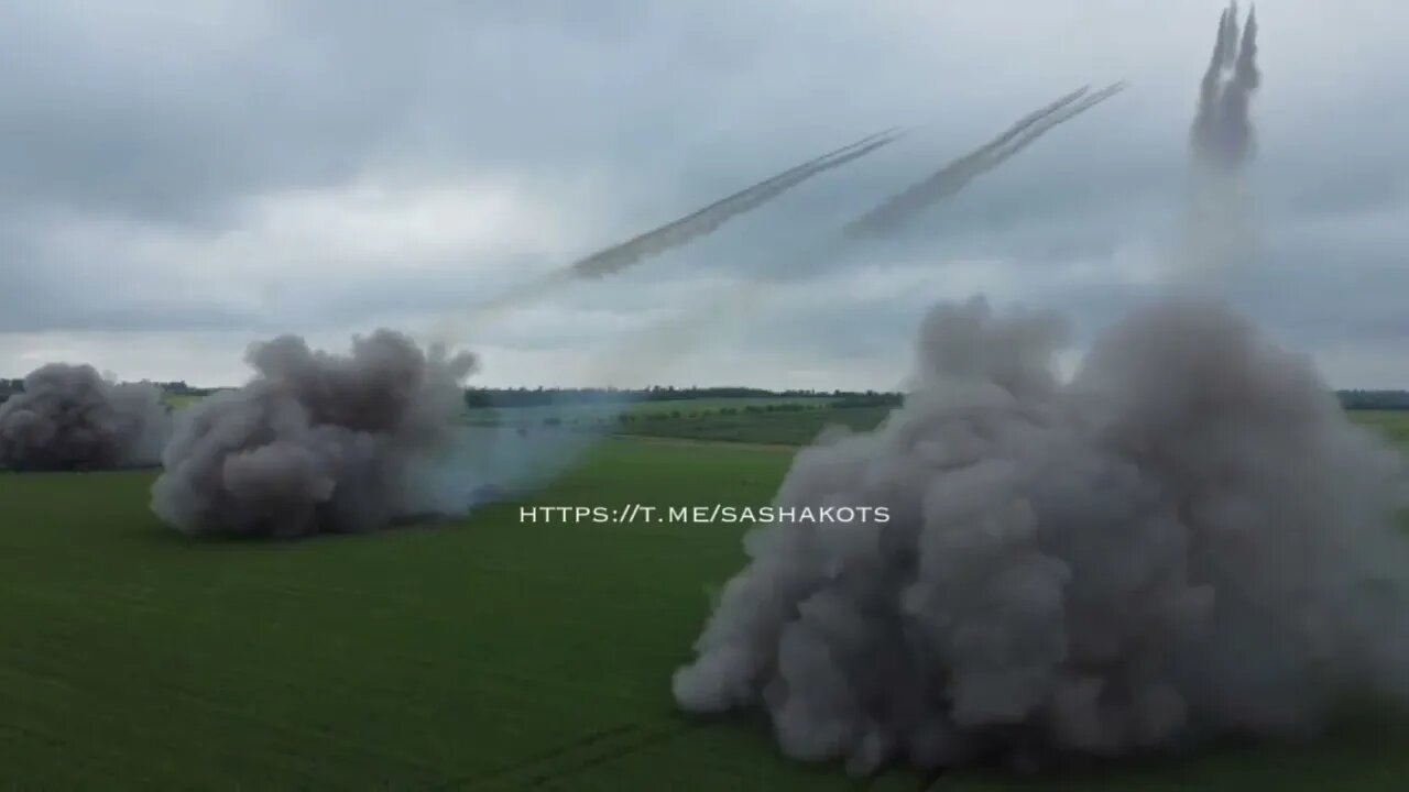 Brave Battalion MLRS "Hurricane" Grind Ukrainian Nationalists Positions In The Slavic Direction