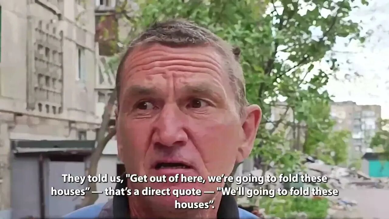 Mariupol Resident on Azov war crimes setting houses ON FIRE