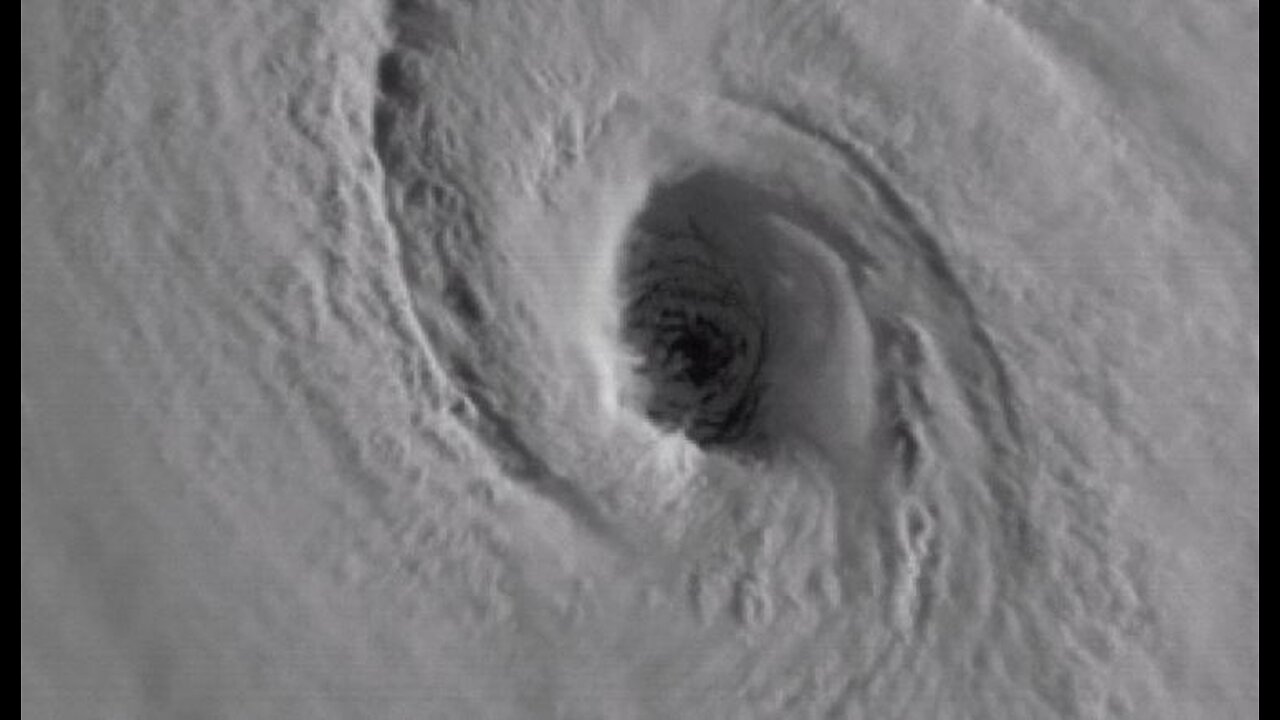 100724 Faultline Grace -Hurricane Milton broke through and heaped. Barry Awe a lying fool.