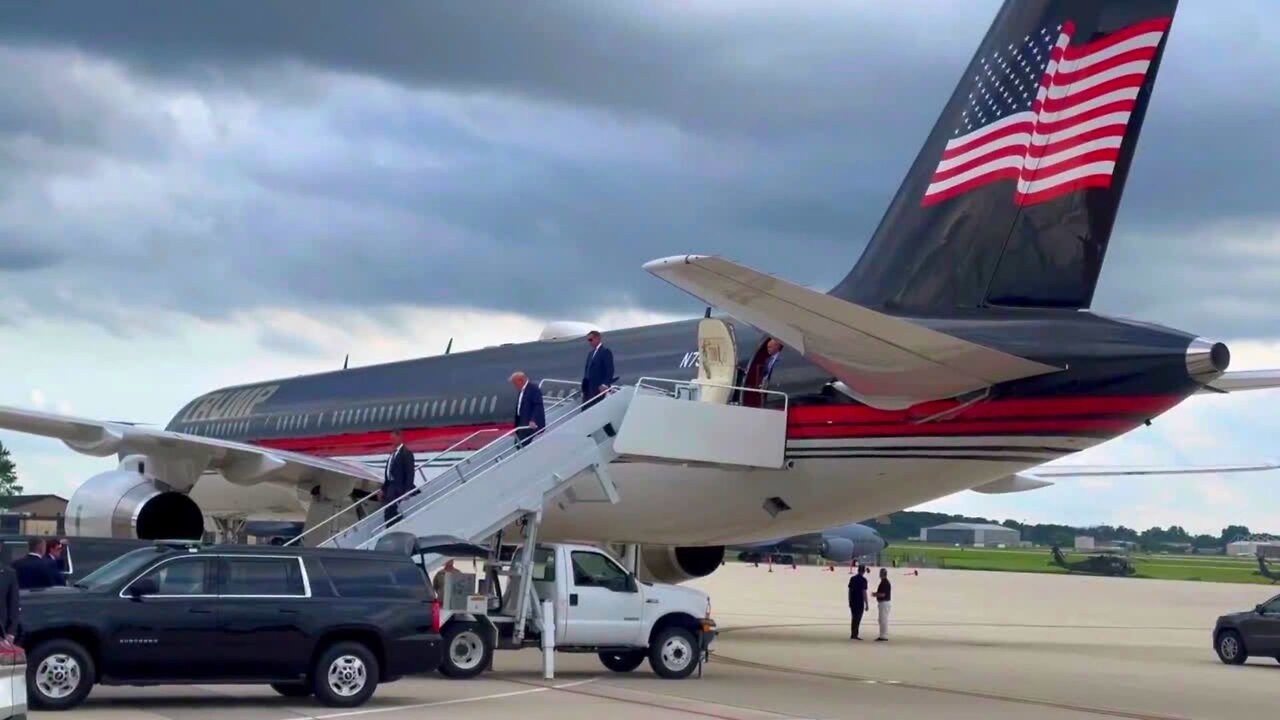 President Trump Arrives in Wisconsin for RNC 2024