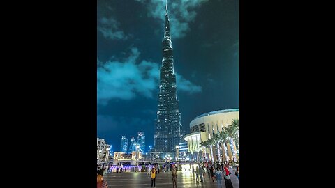 Why top of burj khalifa swing?