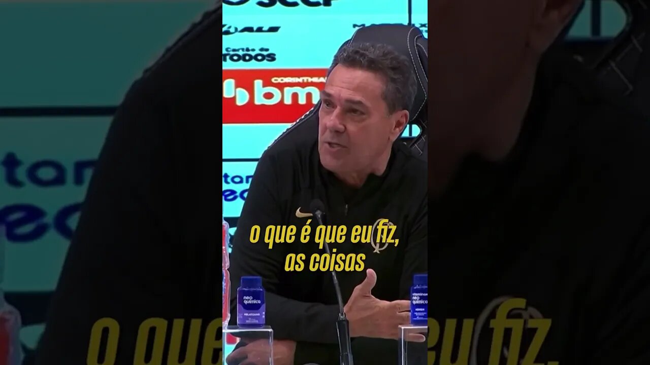 O Luxa já chega como na coletiva? PÉ NA PORTA! 🦶🚪🤣#CopaDoBrasilNoSportv #CopaDoBrasil #Corinthians