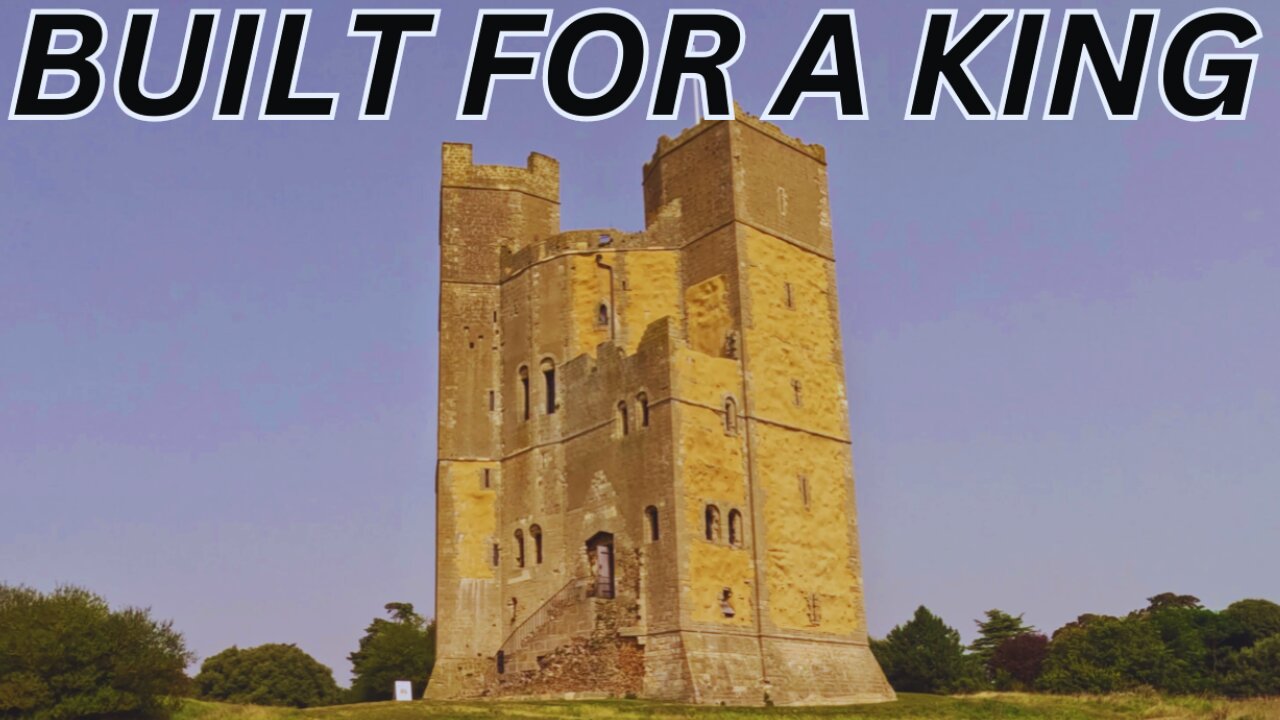 QUIETLY EXPLORING AN ANCIENT KINGS CASTLE