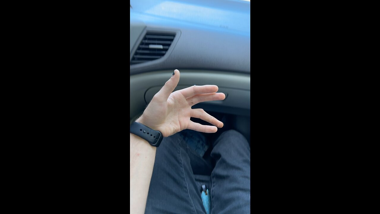 Greyble Breaks Finger Like a Twig
