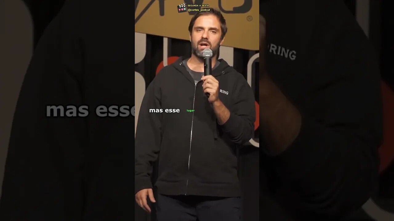 MINHA MAE É UMA PEÇA ÚNICA #comedy #standupcomedy #humor #shorts #cortespodcut