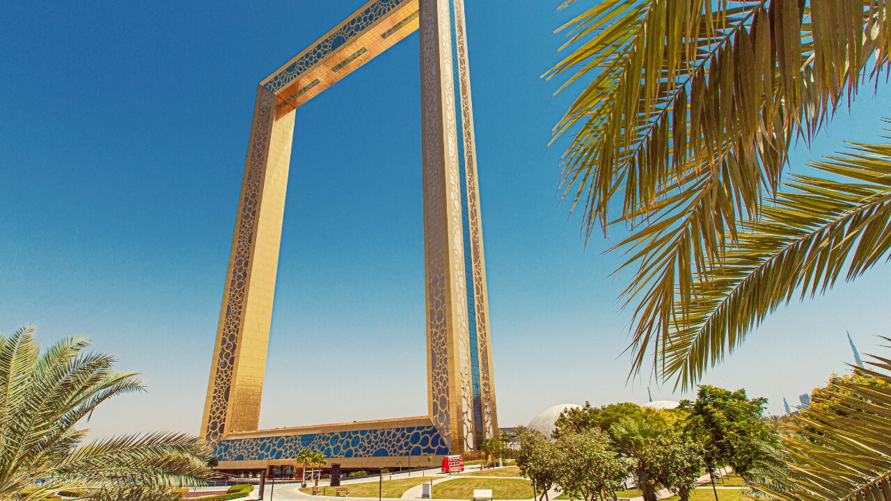 The Dubai Frame