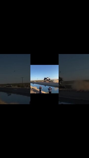 Dangerous Car stunt #motorium #ytshorts #dangerousstunt #dangerous #carstunt #viralvideo2022