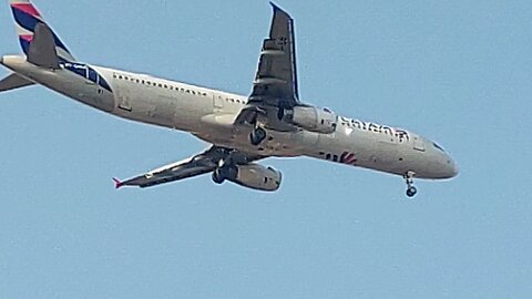 Airbus A321 PT-MXH coming from Brasília to Fortaleza