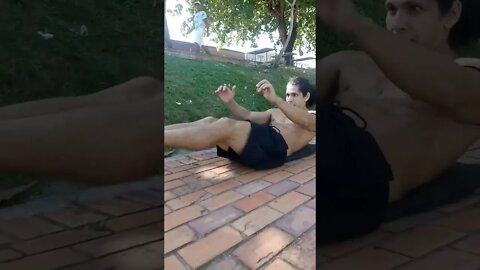 pássaros cantando ao som de ACDC! #shorts #calistenia #musculação #academia #treino #nature