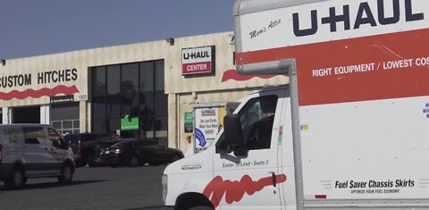 13 Investigates: U-Haul customer jailed over company's mistake