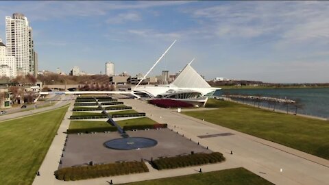 Milwaukee Art Museum celebrates 20th anniversary of iconic Calatrava 'wings'