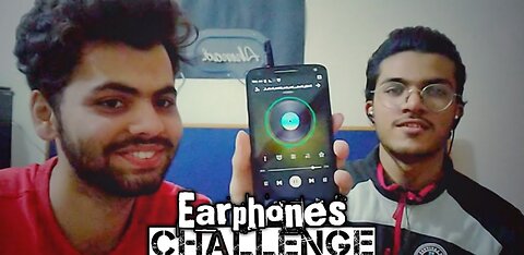 Earphones challenge with friend 😁