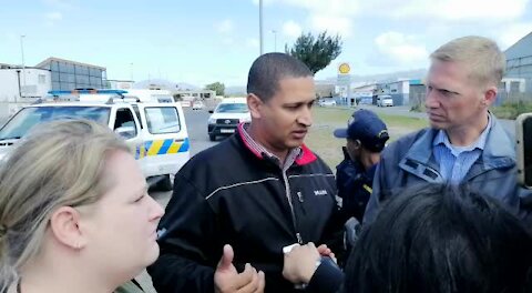 South Africa - Cape Town - Law enforcement ride along with JP Smith ( Video) (oVB)