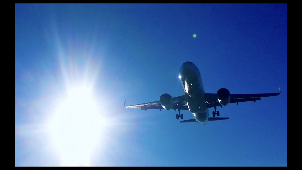 Maho Beach St Martin Extreme Plane Landing Near Russia Batumi Beach Airport Mirrors Tourist Hot Spot