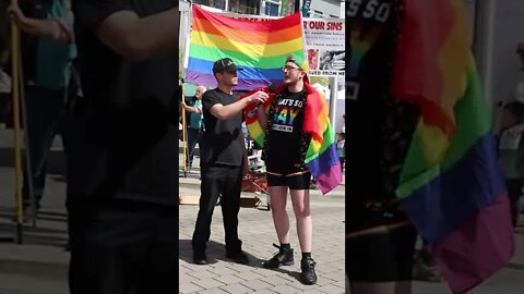 Gay Man Tells Me About His Outfit