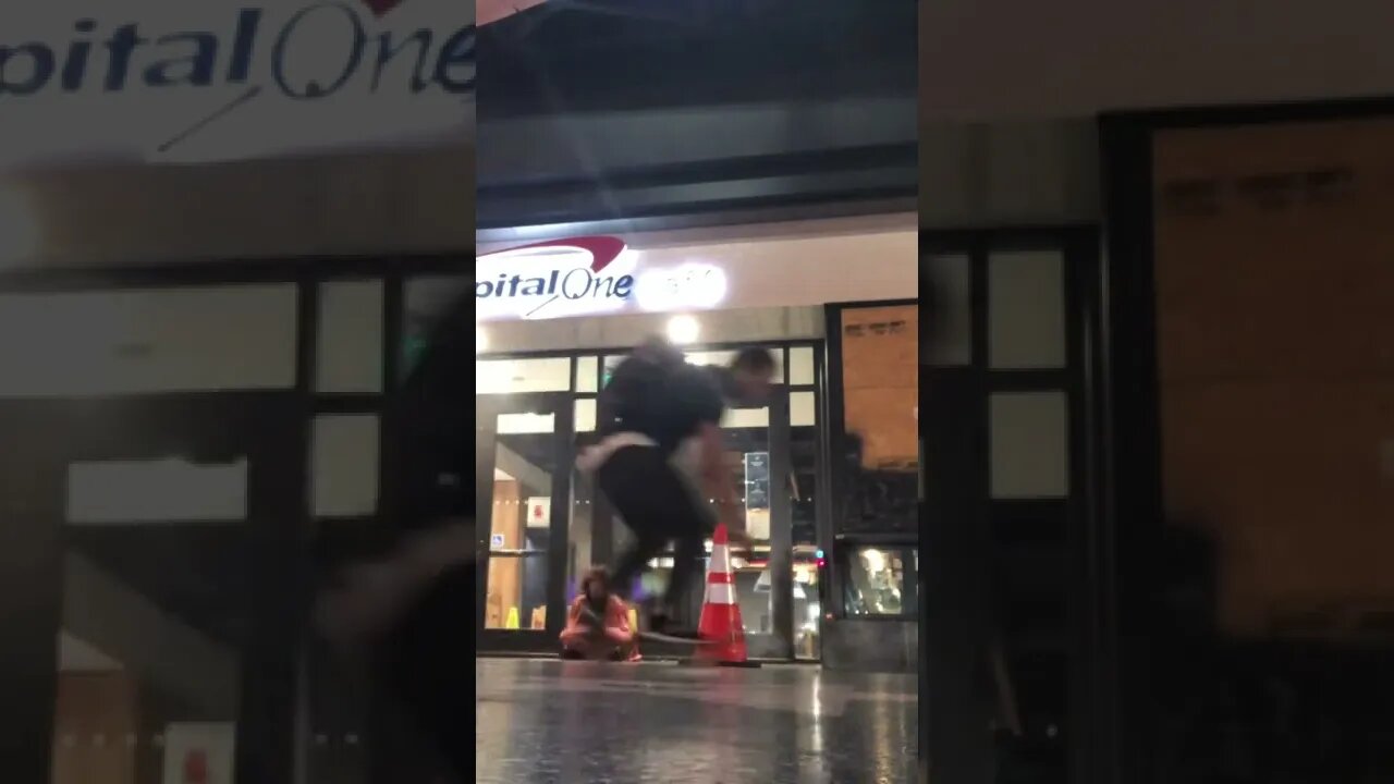 Billy John’s sketchy Ollie 2022