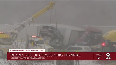 Blizzard causes deadly crashes, hourslong interstate closures