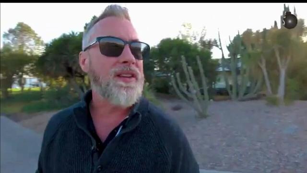 The Importance of Getting Away From Society ｜ Jeff Berwick