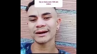 O QUE VOCE FARIA COM 10 MIL EM MAOS EM DINHEIRO VIVO ? ( MEME ) ( VIRAL ) ( RIR ) #shorts