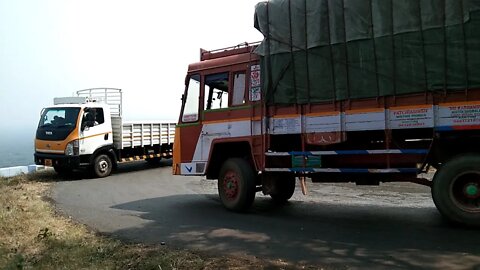 Heavy Load Two Lorry Amazing Turning on Yercaud Hills 2-20 Hairpin Bend at Yarcaud