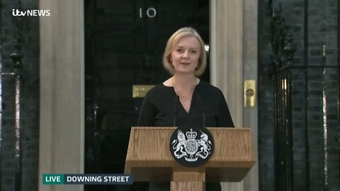 🇬🇧PM Liz Truss confirms title of King Charles III.