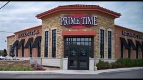 Prime Time restaurant sucks and is a very nasty smelling restaurant.