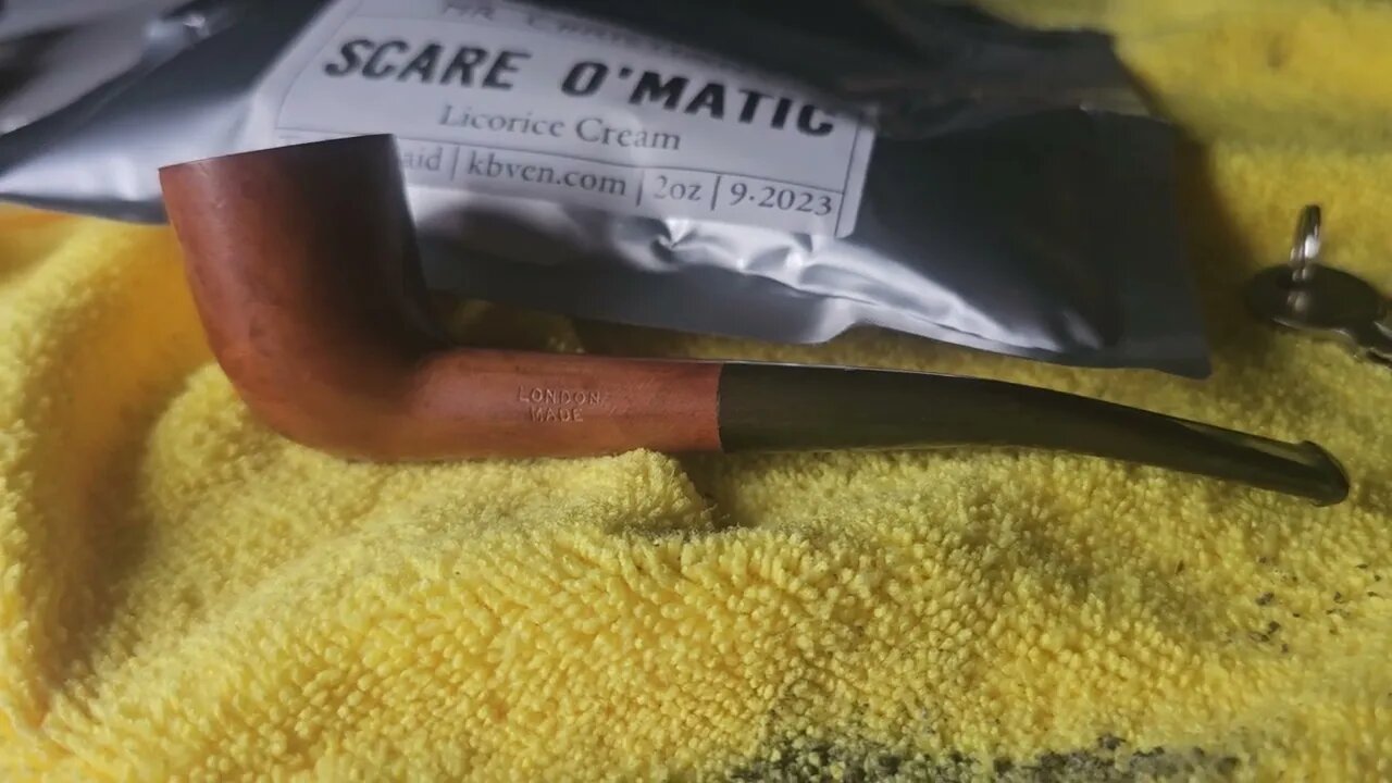 smoking my new Hardcastle HML with KBV Scare O'Matic 👍