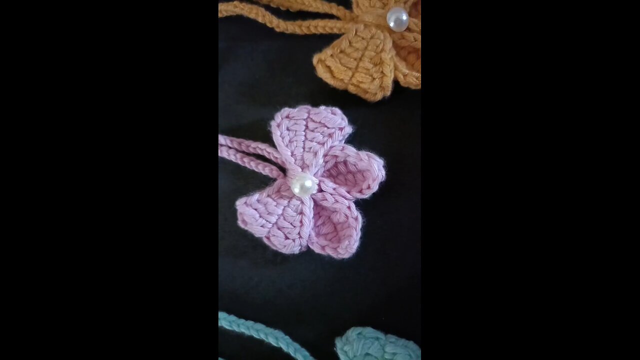 crochet handmade mini bow keychain cum bagcharms