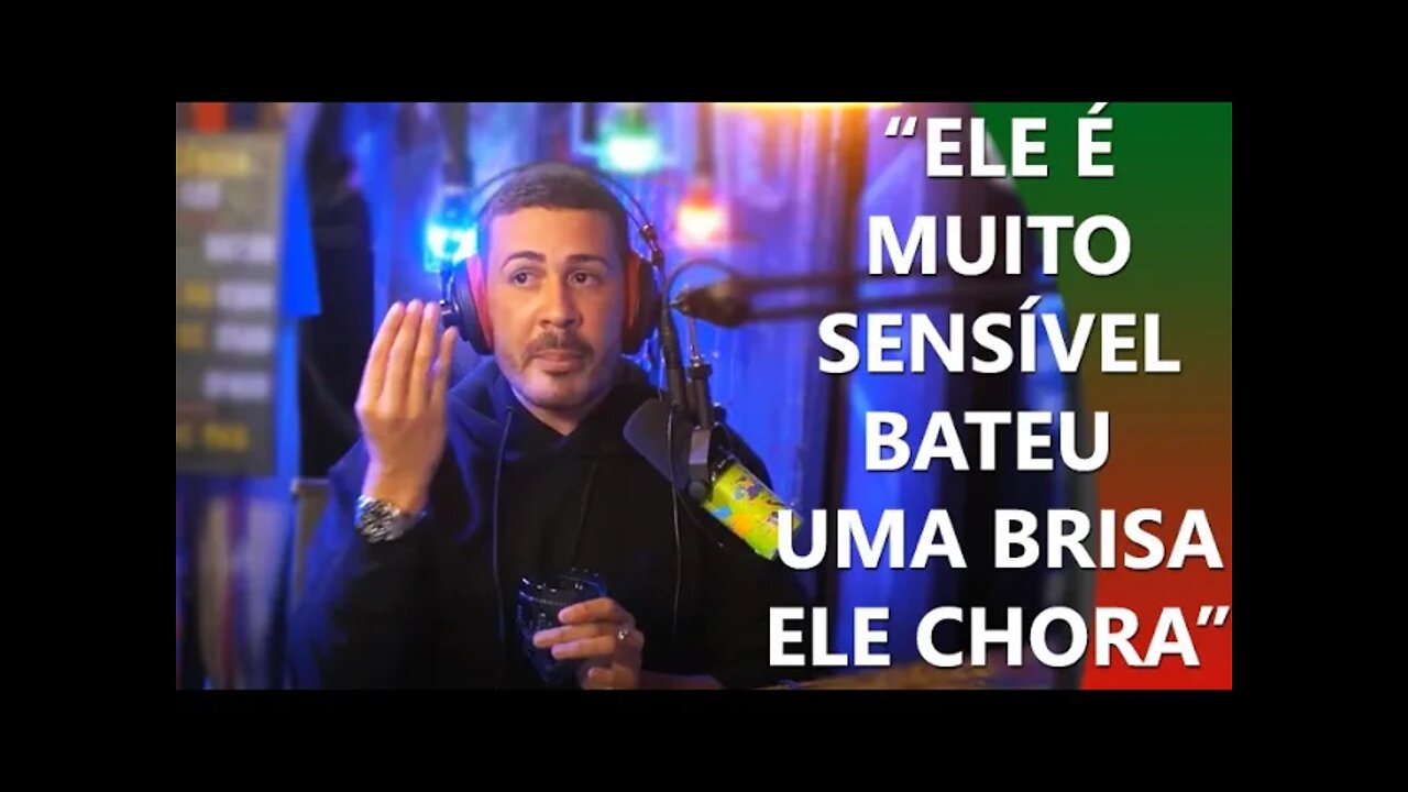 ACHO QUE PAPAI É GAY | CARLINHOS MAIA