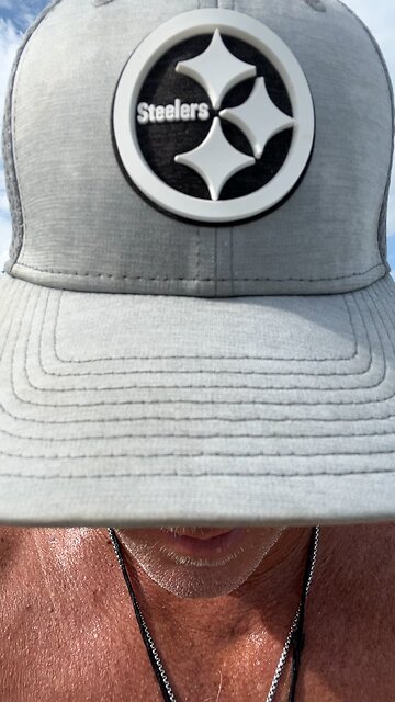 Live in the moment, not for the moment. ❤️😎🌴 #promptings #sendoutcards #islandvibe