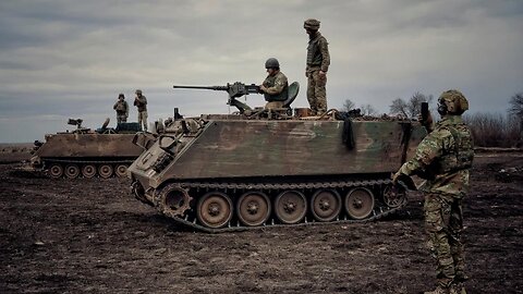 Ucrania carreteras al oeste de Artyómovsk blindado M113 estadounidense destruido