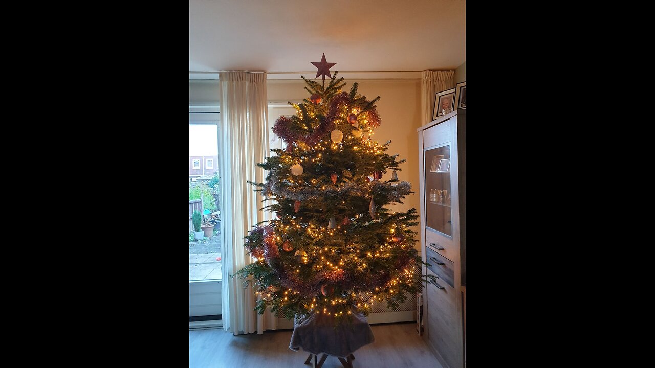 WWG1WGA TOTAAL 01-12-2022 VREDE OP AARDE EN IN DE MENSEN EEN WELBEHAGEN