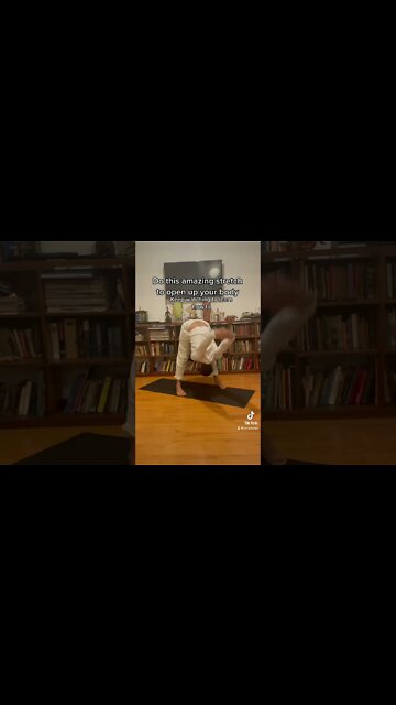 Open Up Your Body With This Amazing Stretch 🚨